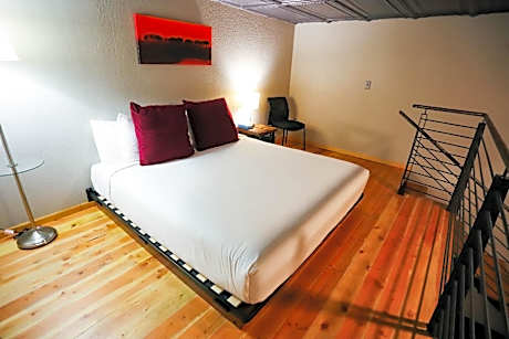 Queen Room