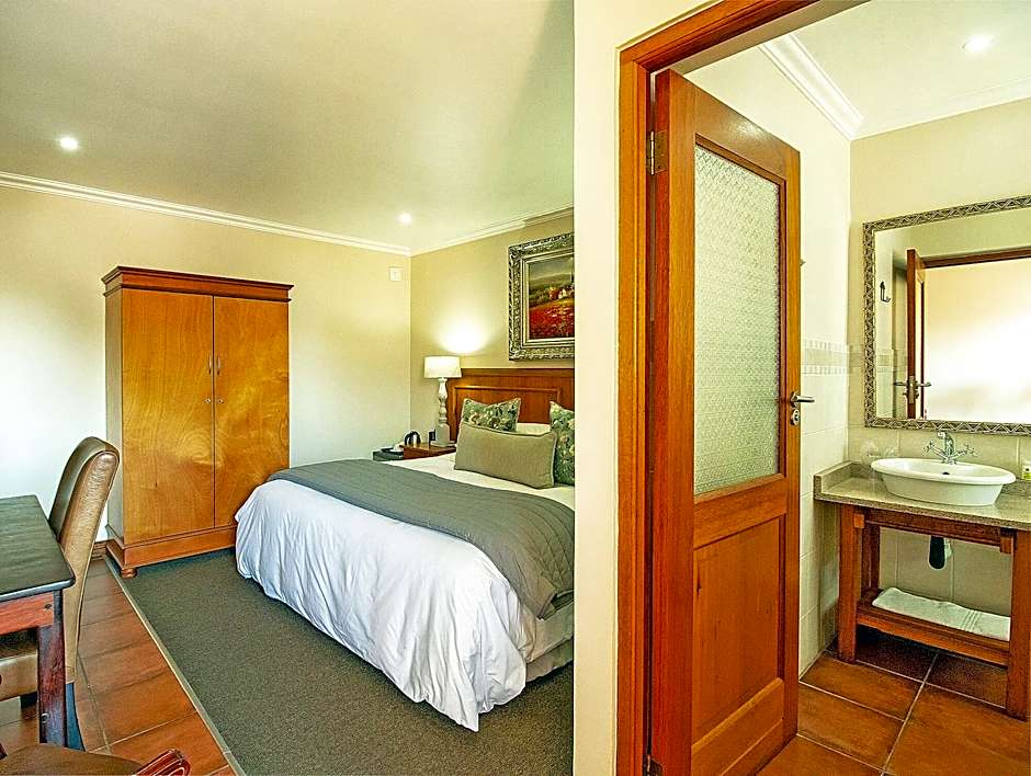 Sunward Park Guest House