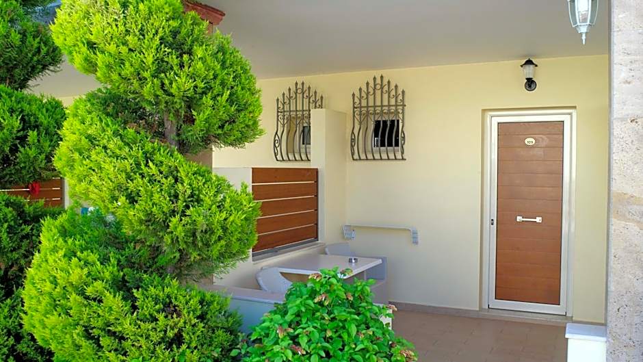 Bella Elena by Estia