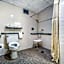 Econo Lodge Inn & Suites Brookings