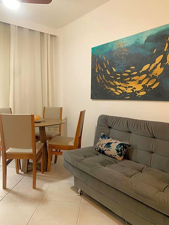 Relaxing Ingleses Beach Apartment