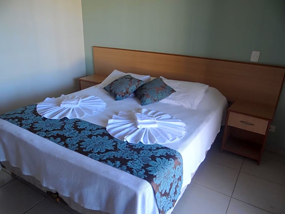 Golfinho Plaza Hotel