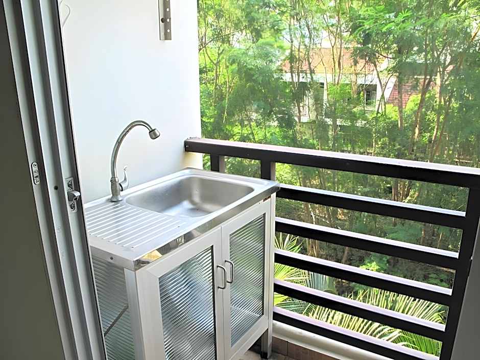 Grandview Condominia