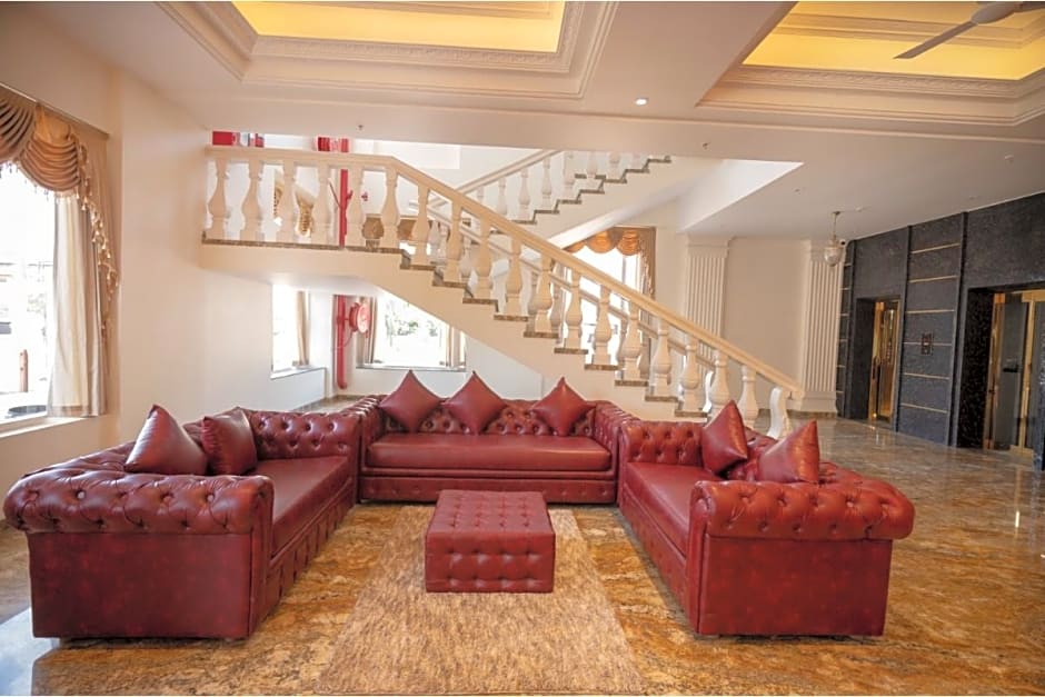 Hotel Utsav Square