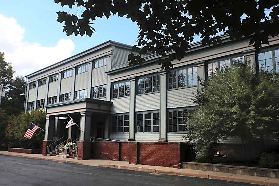 Roycroft Inn