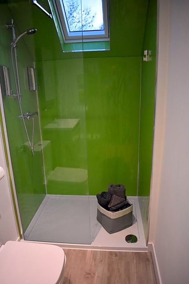 Lycia Rooms + – Inverness