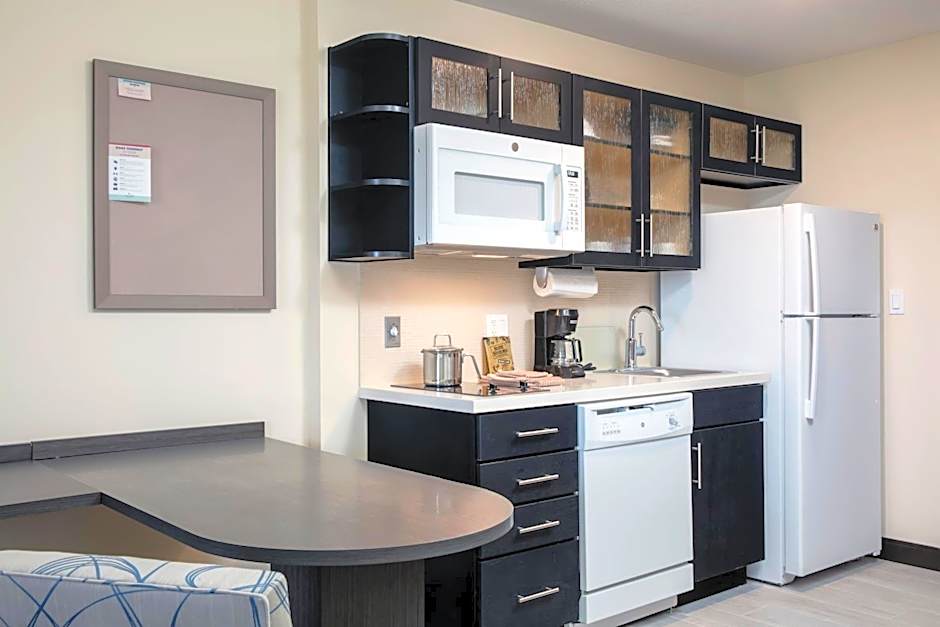 Candlewood Suites Miami Executive Airport - Kendall By IHG