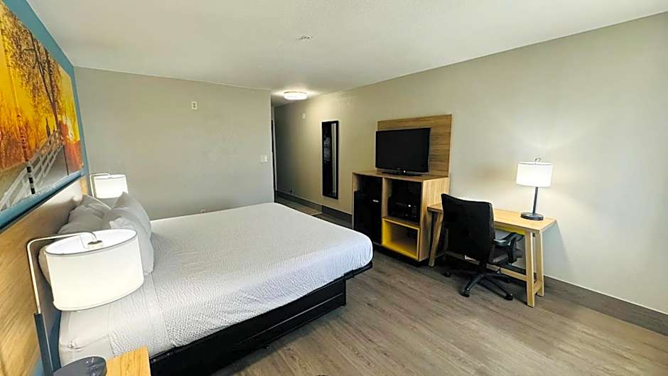 Days Inn by Wyndham Shawnee