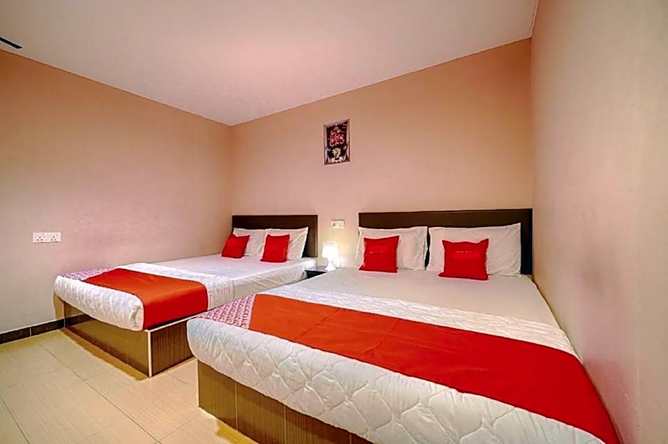 CMN Hotel & Homestay