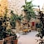 Hezen Cave Hotel