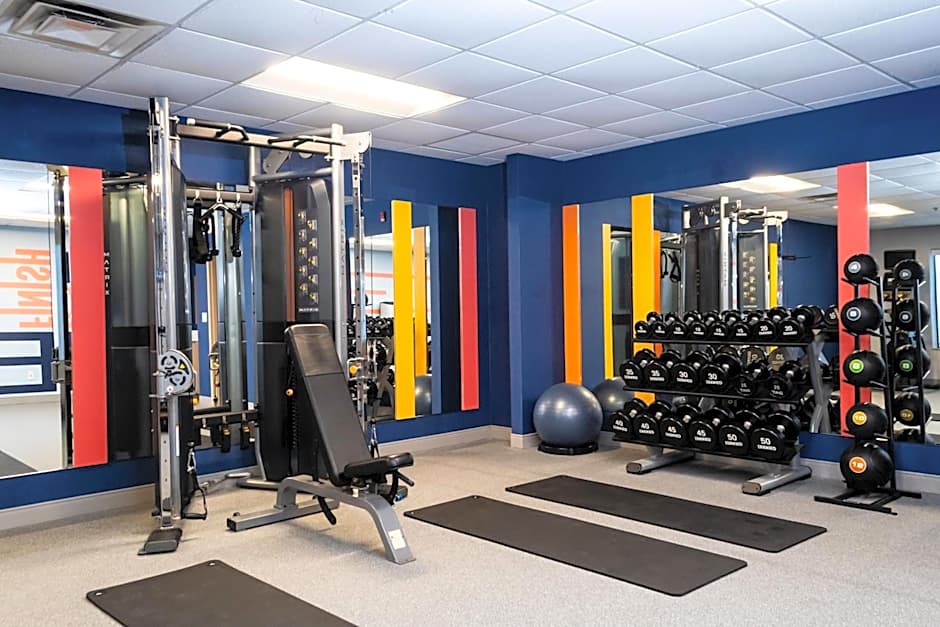 Hampton Inn & Suites Addison