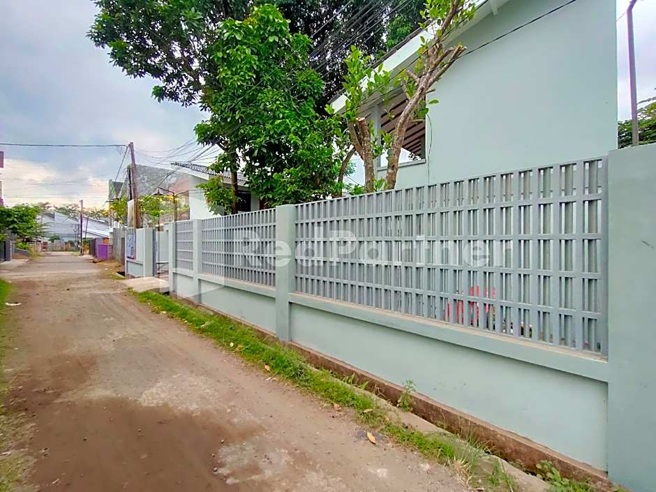 Saijaan Guesthouse UNEJ RedPartner