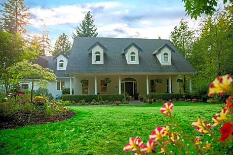 The Inlet Bed & Breakfast