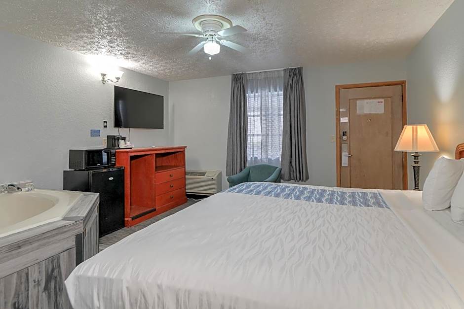 Belle Aire Motel - Downtown Convention Center - Gatlinburg