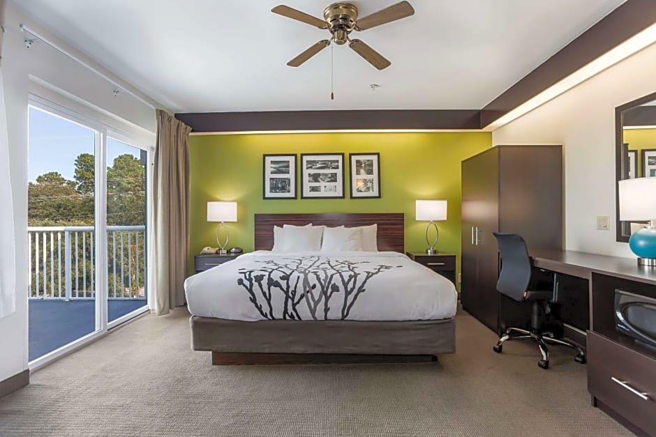 Sleep Inn at Harbour View