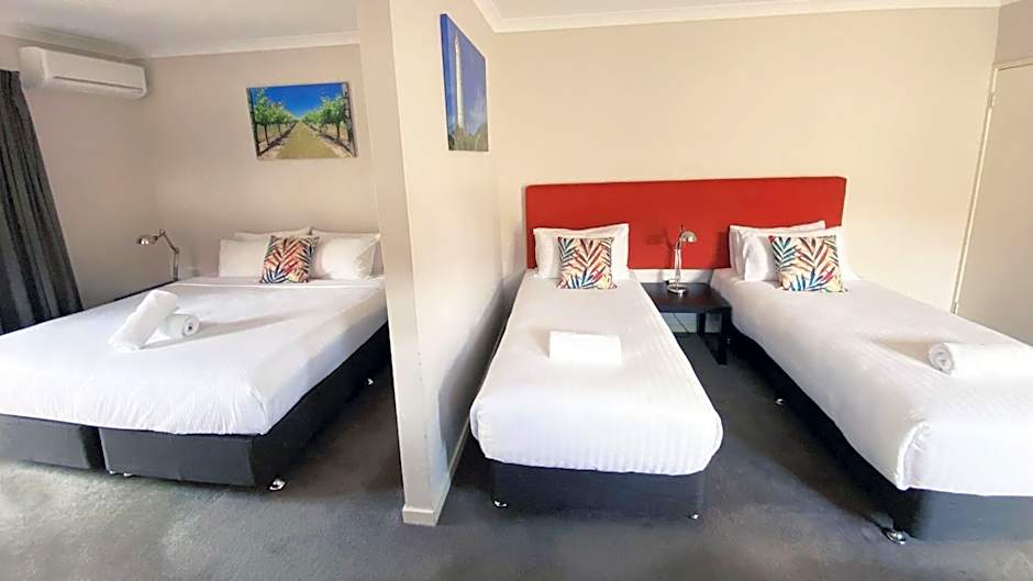 Higgins Lane Motel
