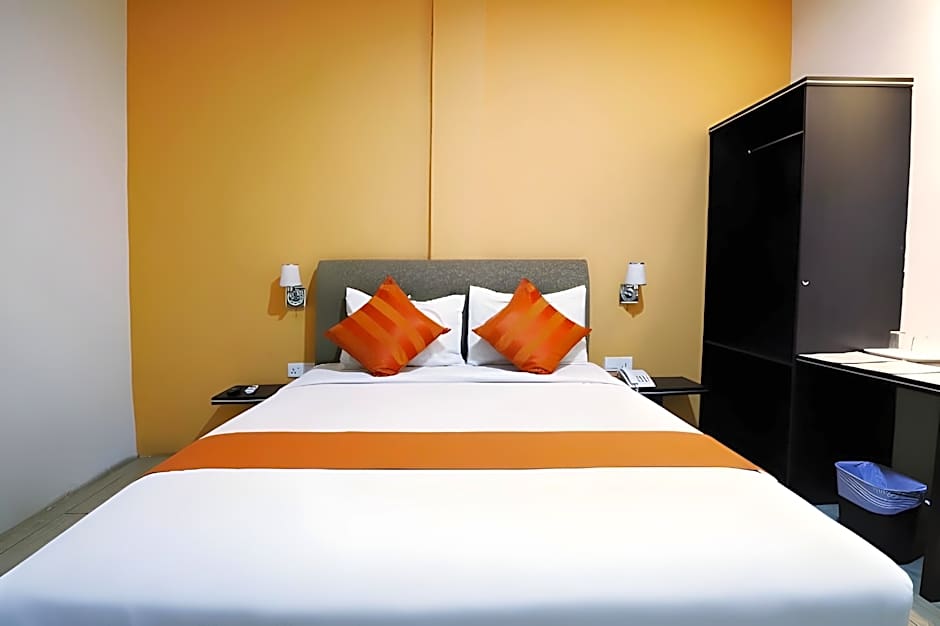 Blitz Hotel Tanjung Uncang