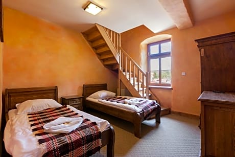 Duplex Quadruple Room