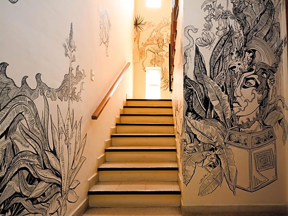 Los Nardos Hostel