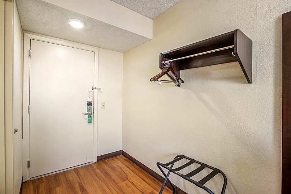 Red Roof Inn - El Paso West