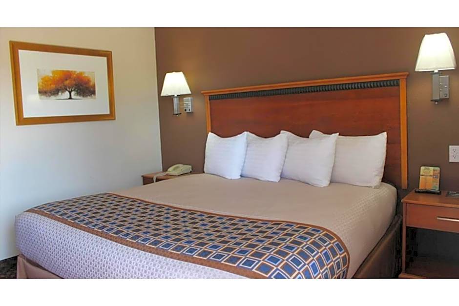 Travel Inn By OYO Omaha