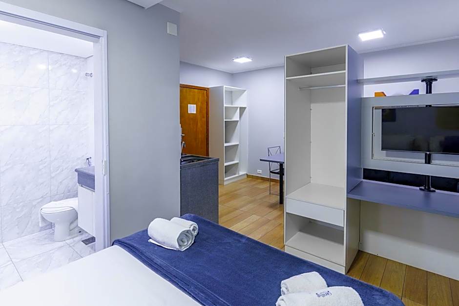 Carillon Plaza Hotel