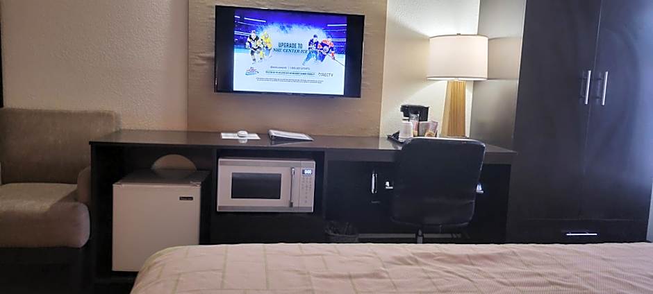 Baymont by Wyndham Pueblo