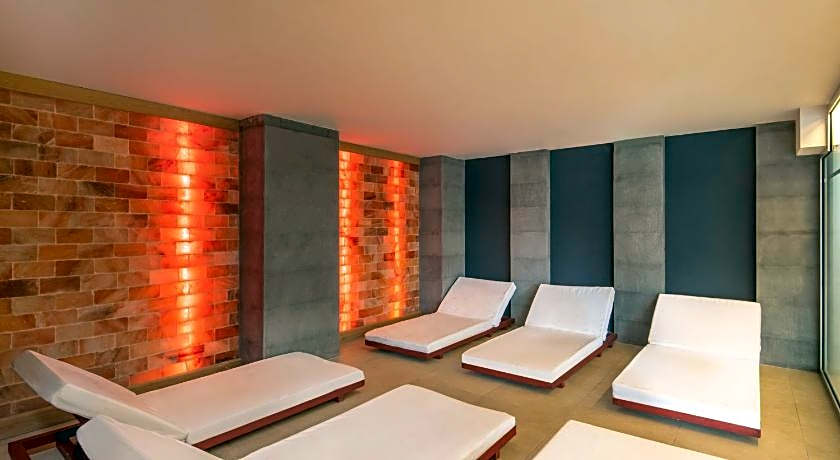 Holiday Inn Yerevan - Republic Square By IHG