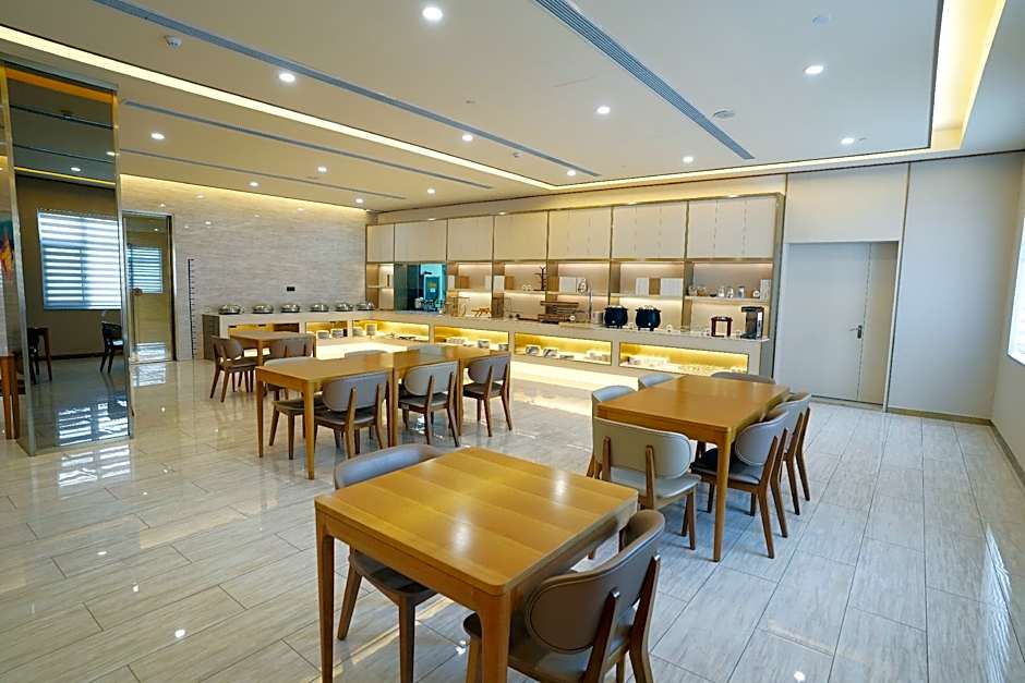 Ji Hotel (Yantai Bus Terminal) – Yantai, WV