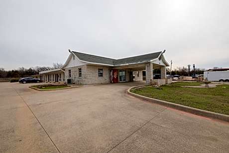 OYO Hotel Decatur TX Hwy 287 Northwest