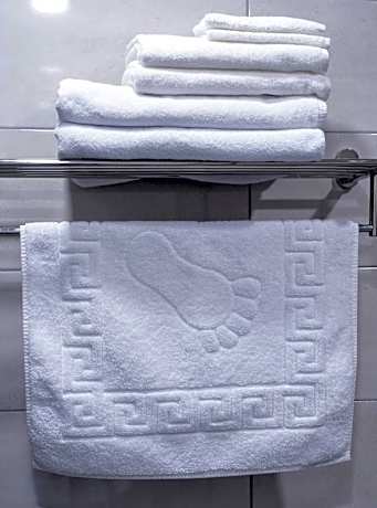 Triple Room with Pool View