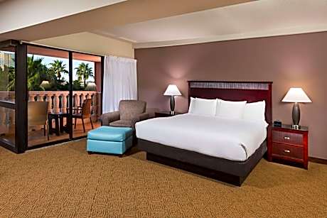1 King Bed Balcony Junior Suite