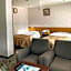 New Akan Hotel