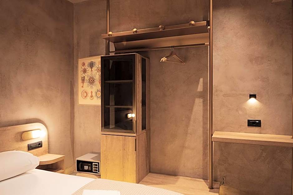 Medusa Luxury Suites