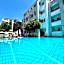 Two Seas Hotel