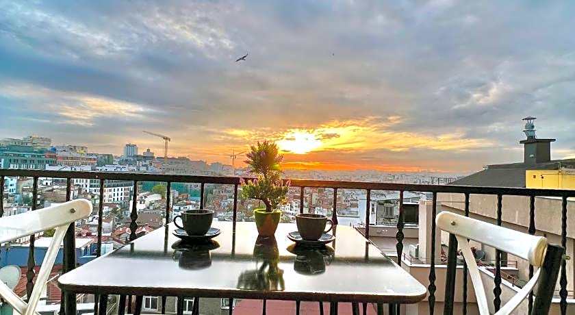 Taksim Larissa hotel suites