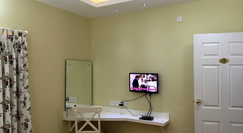 Daffodils Spice Court