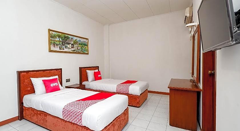 SUPER OYO Capital O 1644 Hotel Griya Kencana