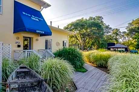 New Buffalo Inn