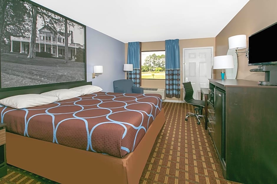 Super 8 by Wyndham Ocean Springs Biloxi