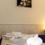 Aurelio Deluxe Rooms