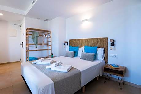 Studio with Sea View