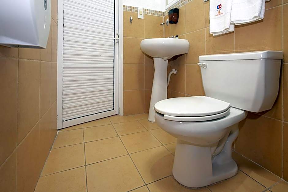 Hotel Euro Confort,Pachuca