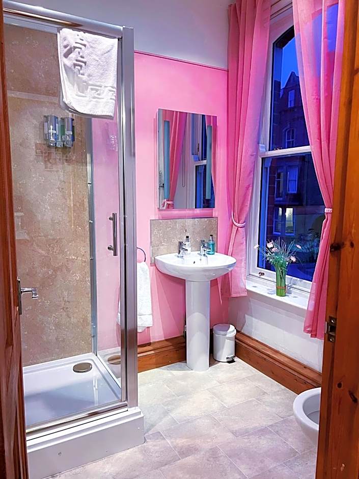 Ellies Guest House