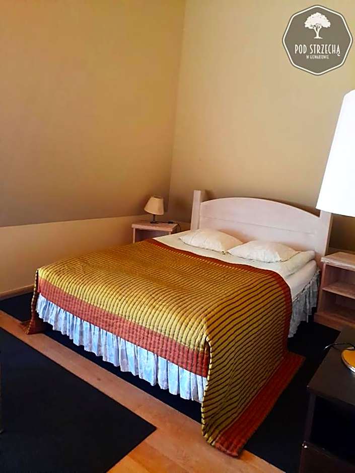 Dom Wypoczynkowy "Pod Strzechą" w Giewartowie