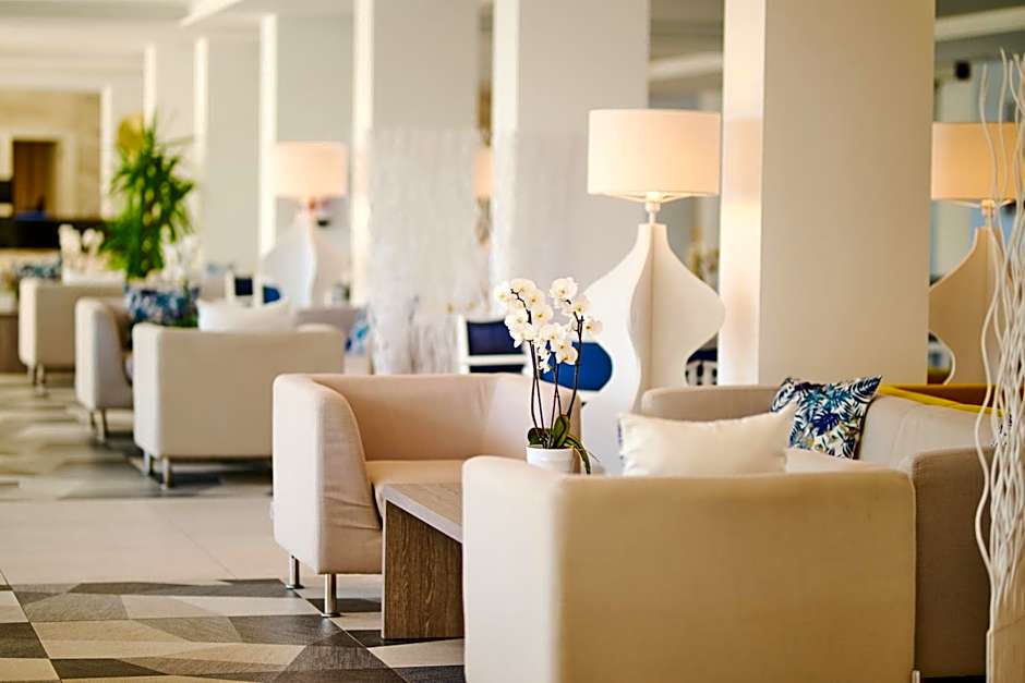 AluaSoul Carolina - Adults Only