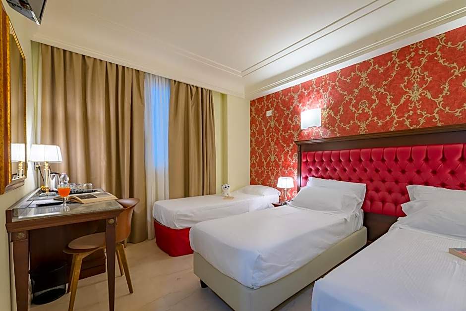 La Paloma Blanca Hotel