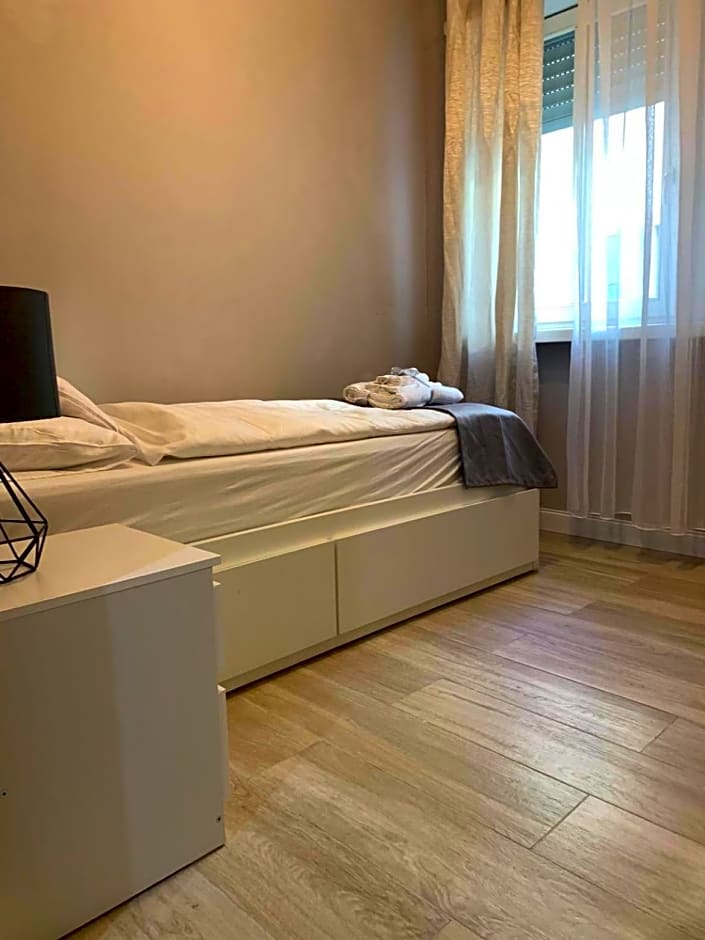 Klemi, rooms in old town Dolomia best home Check in automatico