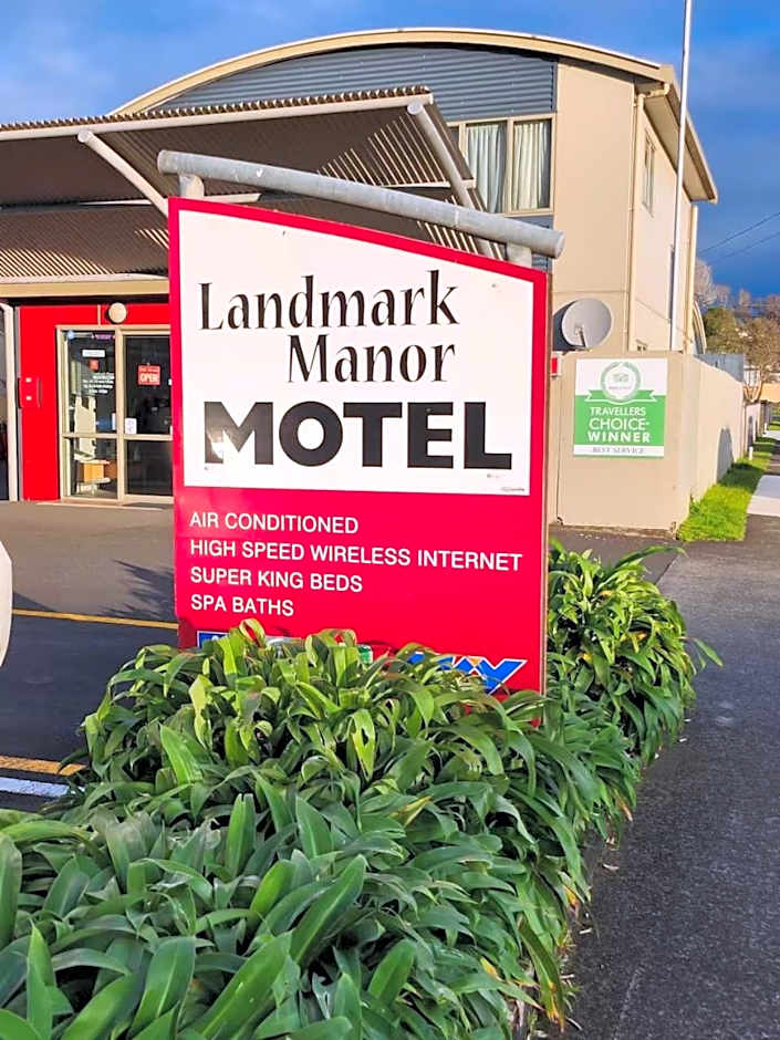 Landmark Manor Motel