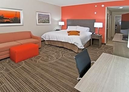 Hampton Inn & Suites Pensacola/I-10 Pine Forest Road
